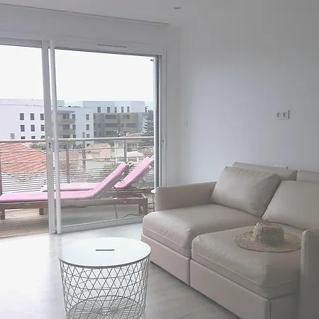 Appart Avec Jaccuzi Et Terrasse *